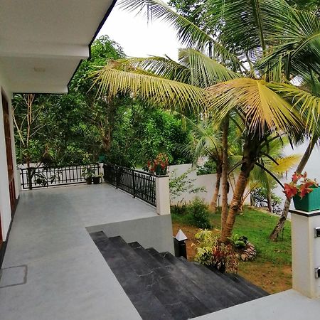 Hikka Lagoon Hikkaduwa Exterior foto